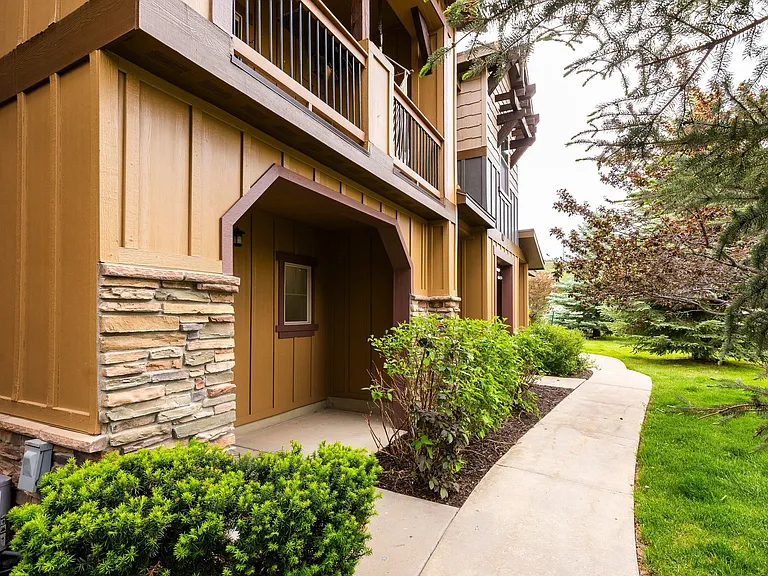 874 W Carving Edge Ct — Photo 37
