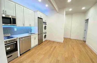 Rented by EastMount Realty LLC