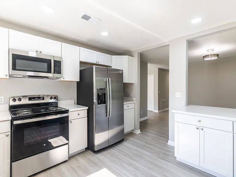 504 Heritage Dr — Photo 13