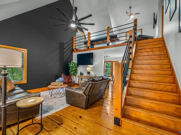 348 Road 1951, Mentone, AL 35984