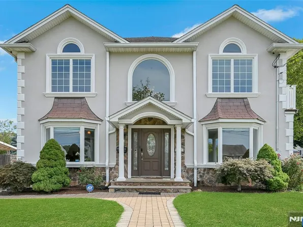 40 Scott Ter, Clifton, NJ 07013