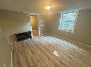 2721 S 10th St #3, Omaha, NE 68108
