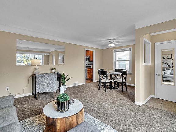 5th image of 31054 Barton St
