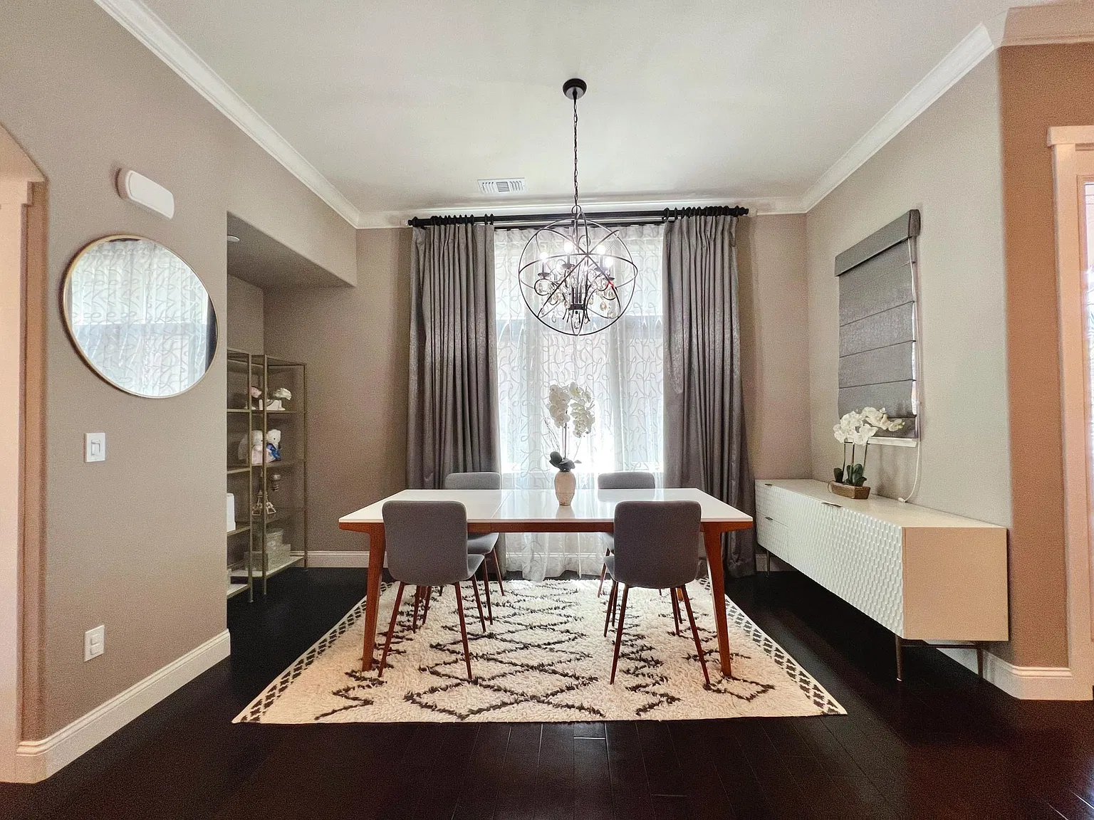 4 bed, 3.5 bath, 2227 sqft, $9,000 — Photo 4