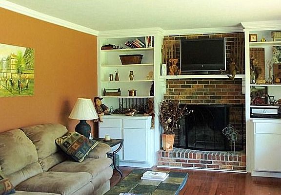 Casual Living Room