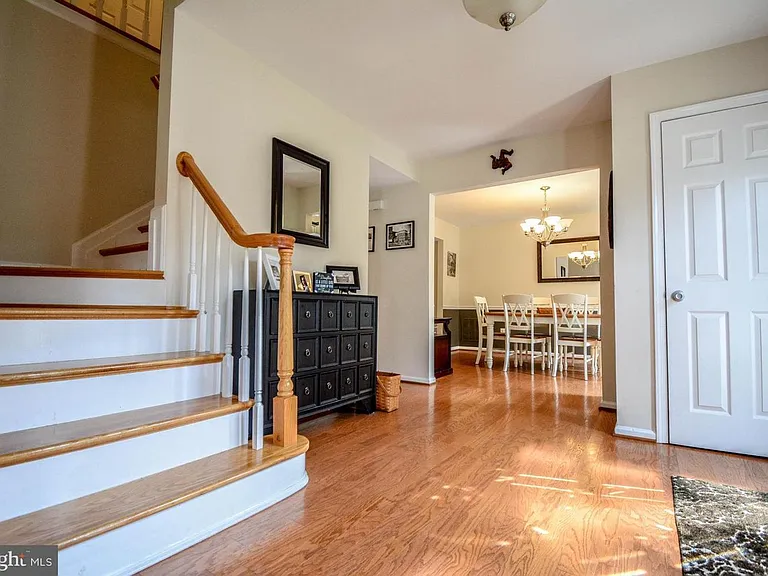 13527 Point Pleasant Dr — Photo 3