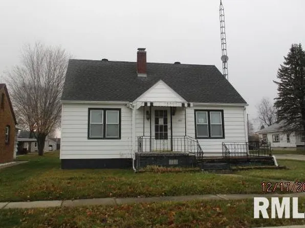 158 E 3rd St, Oglesby, IL 61348