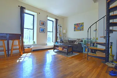Rented by Manhattan Spaces
