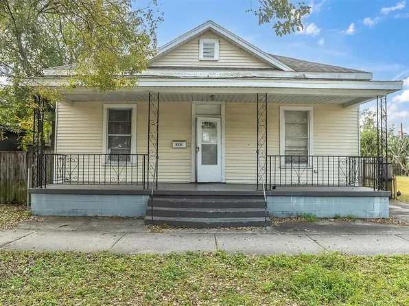 2221 Stuart St, Tampa, FL 33605