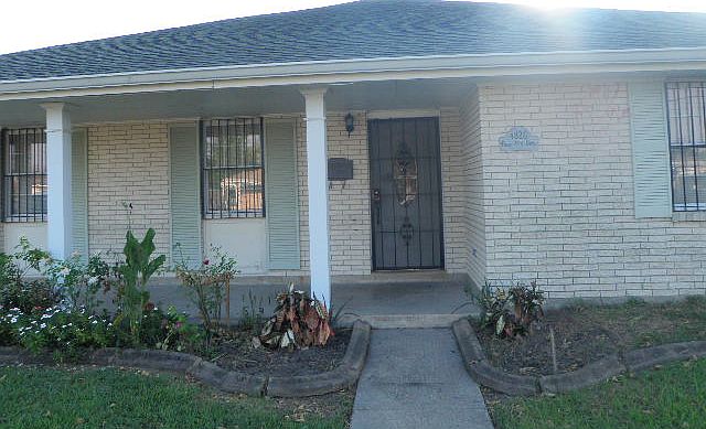 1st image of 4826 Friar Tuck Dr