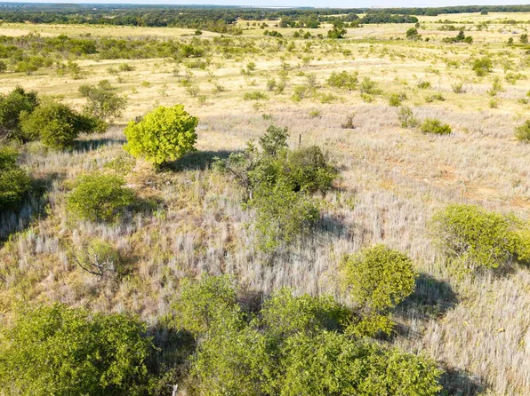 Township Road 5 Acre 4 Wire #50, Bowie, TX 76230