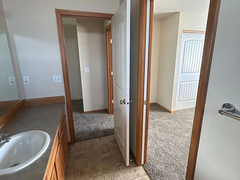 6201 W Trestle St #1-4 — Photo 14