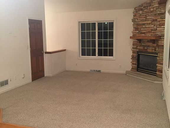 Living Room (main floor)