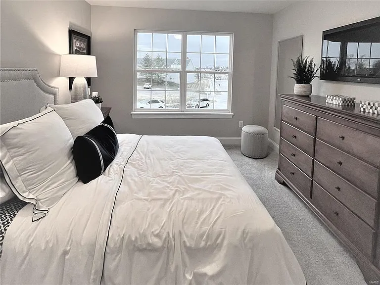 271 Lakeview Farms Dr — Photo 12