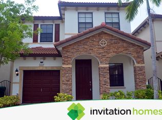 22752 SW 88th Pl, Cutler Bay, FL 33190