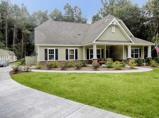 17 Foxchase Ln, Bluffton, SC 29910