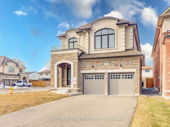 1345 Apollo St, Oshawa, ON L1K 3E6