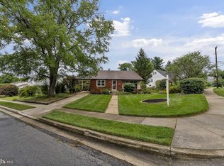 114 Hedgewood Rd, Lutherville Timonium, MD 21093