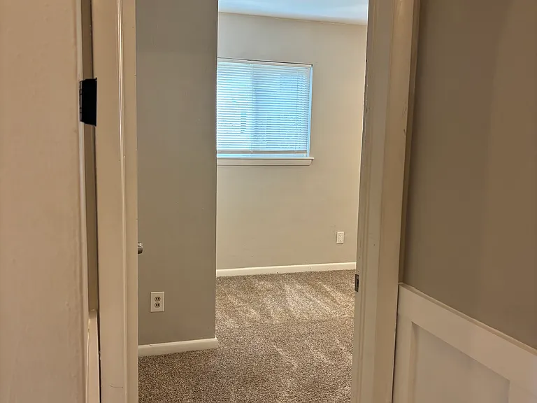 520 Kellam Rd — Photo 8