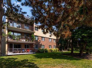 30 Avalon Pl #314, Kitchener, ON N2M4N6