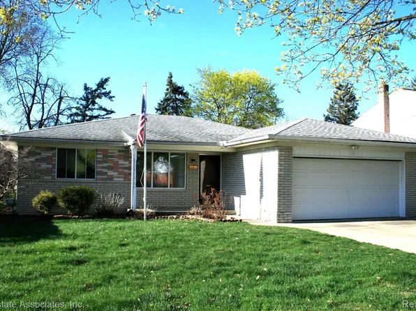 35597 Elmira St, Livonia, MI 48150