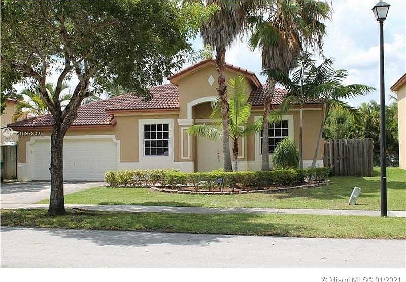 1st image of 8943 SW 212th Ln #0