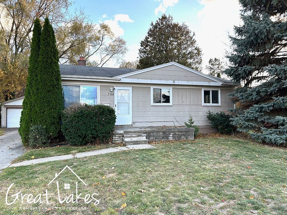 1st image of 3158 Morrissey Ave