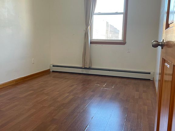 4th image of 8623 16th Ave Floor 2
