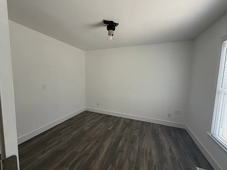 5701 Wildberry Dr — Photo 9