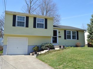 1087 Beacon St, Anderson Twp, OH 45230