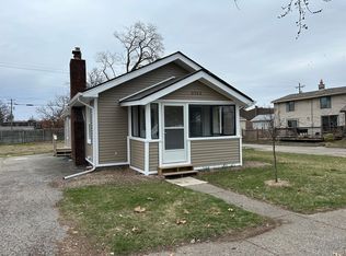 3262 Millwall Ave, Keego Harbor, MI 48320