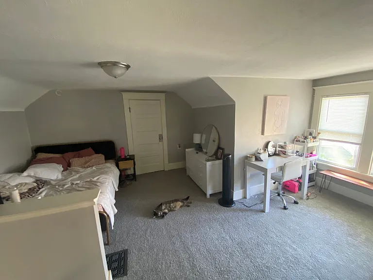422 West St — Photo 5