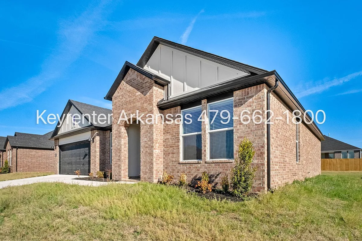 Building Photo - 406 W Taverner Xing