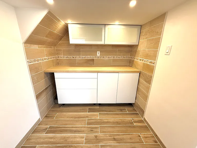 32 Elissa Ln #1 — Photo 10