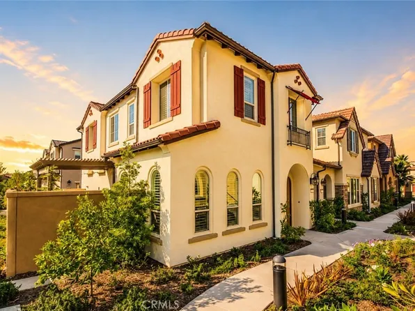 217 Primrose Dr, Lake Forest, CA 92610