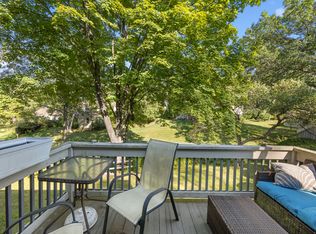 405 Heritage Vlg #D, Southbury, CT 06488