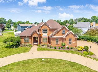 1575 Cornerstone St SW, Hartville, OH 44632