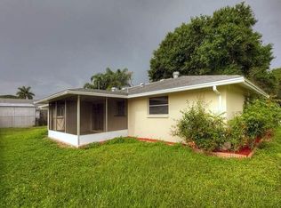 2909 Cambridge Dr, Sarasota, FL 34232