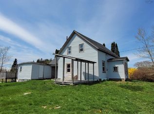 64 Latham Rd, Queens, NS B0T1T0