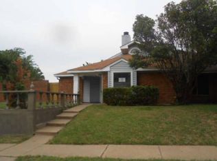 10203 Hillhouse Ln, Dallas, TX 75227