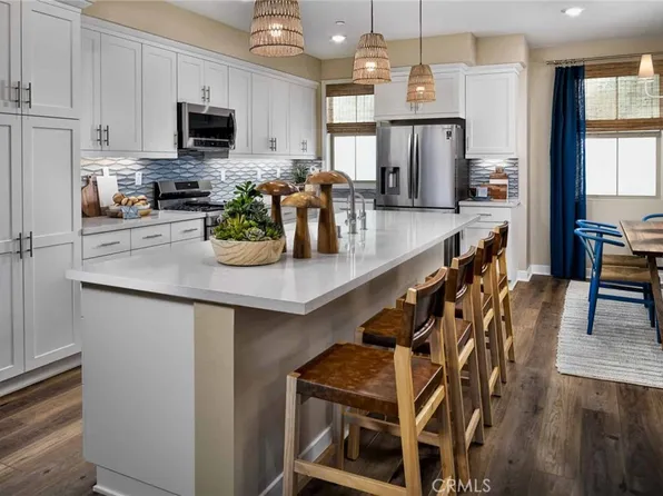 5031 Belmont Ln, Los Alamitos, CA 90720