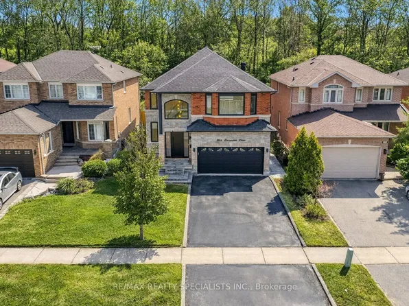 304 Barondale Dr, Mississauga, ON L4Z 3T7