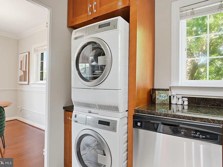 3430 Martha Custis Dr — Photo 14