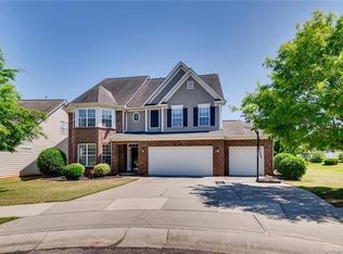 6004 Lillyshire Pl, Charlotte, NC 28213