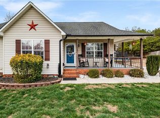 4215 Water Oak Ct, Randleman, NC 27317