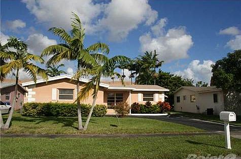 2nd image of 8581 NW 29th St