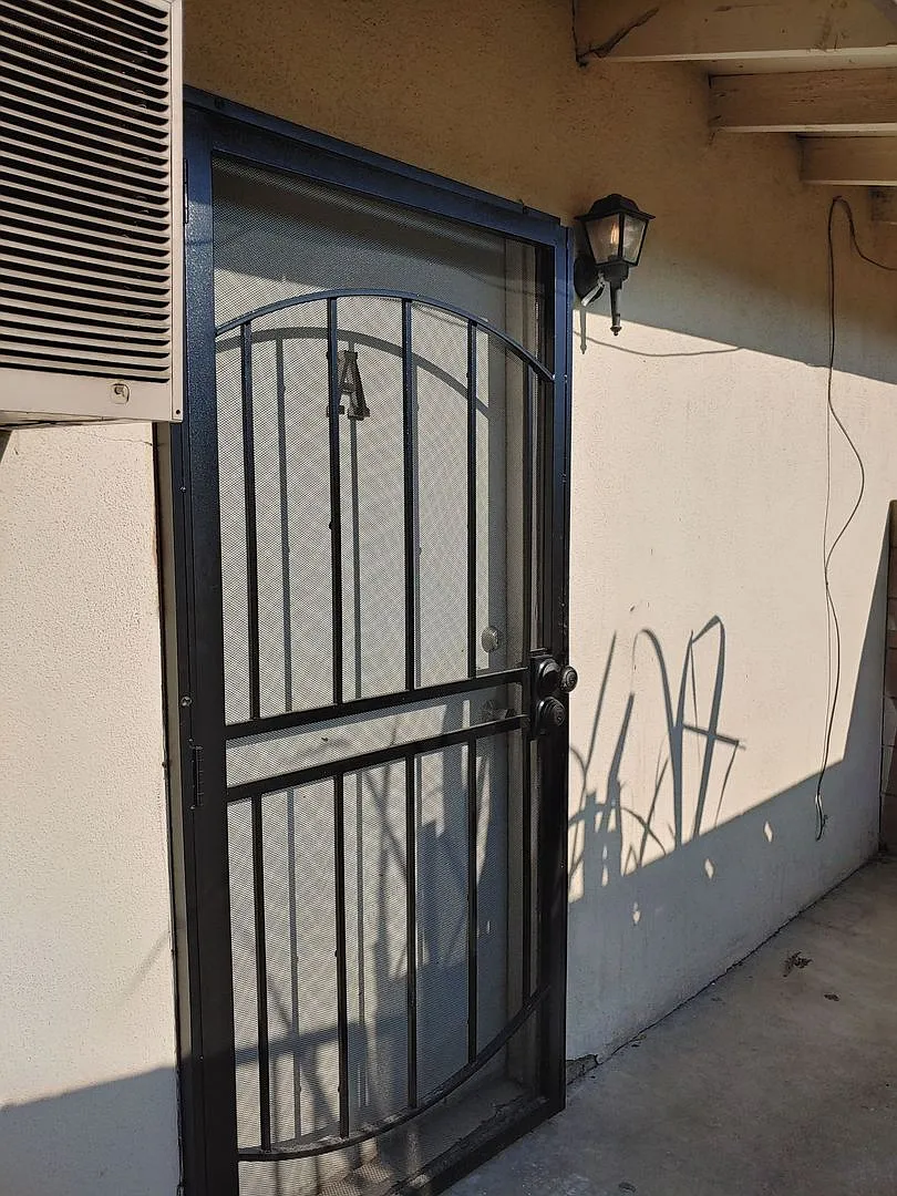 2 Bedroom 2 Bath Apartment! — Photo 1