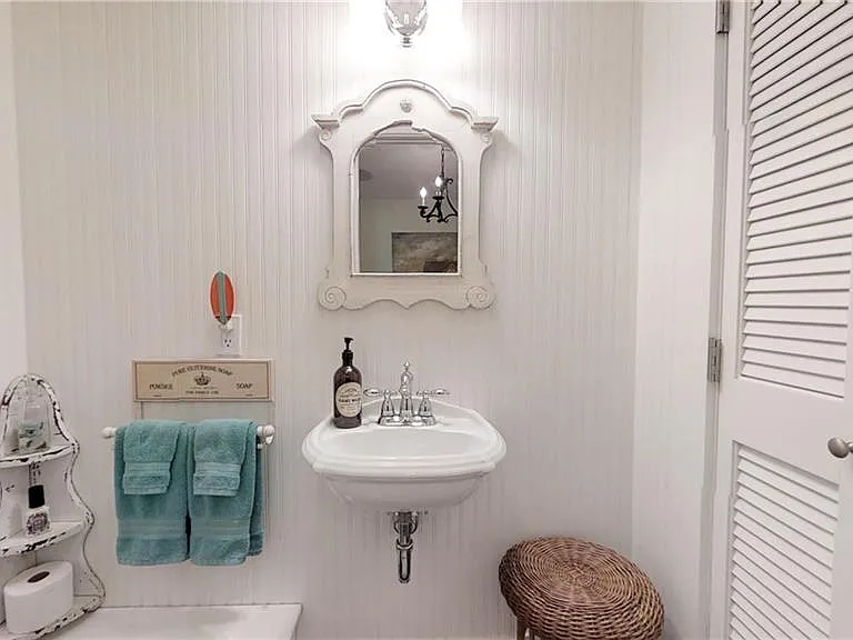 95 Wood Ln — Photo 18