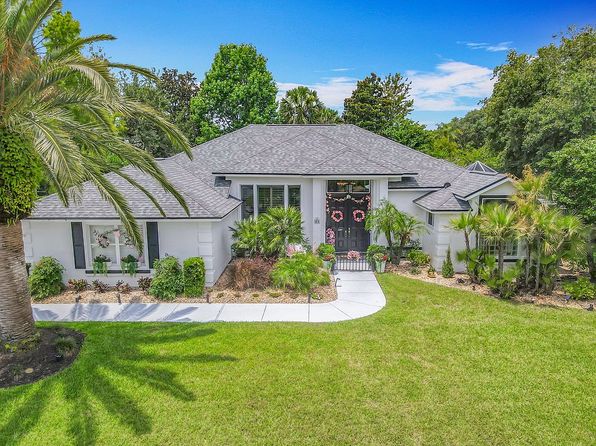 63 Bay Lake Dr