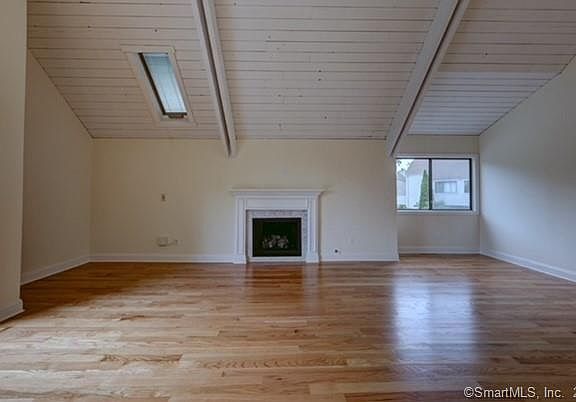 4th image of 53 Blackhawk Ln #B